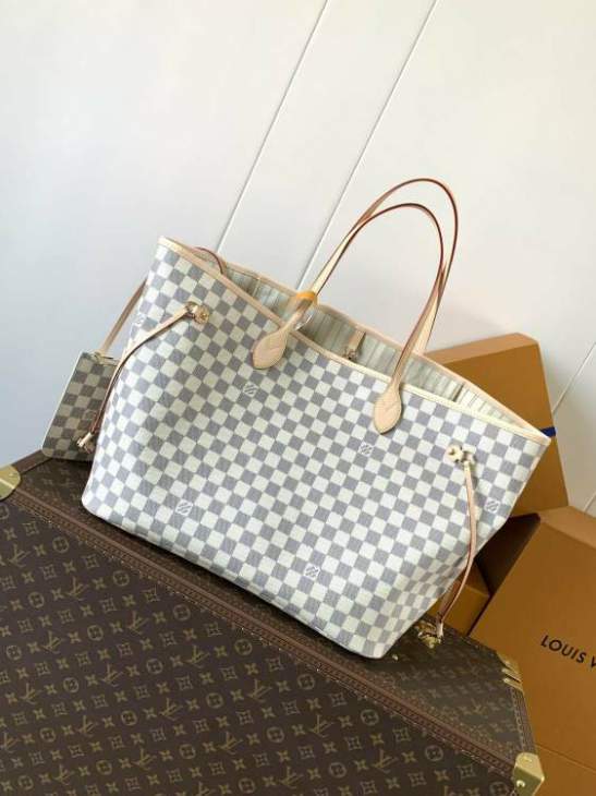 Picture of Louis Vuitton Handbags _SKUfw232395157fw